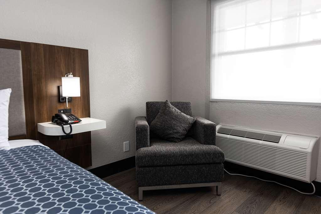 Bhagat Hotels Stone Mountain Atlanta BW Signature Collection 터커 객실 사진
