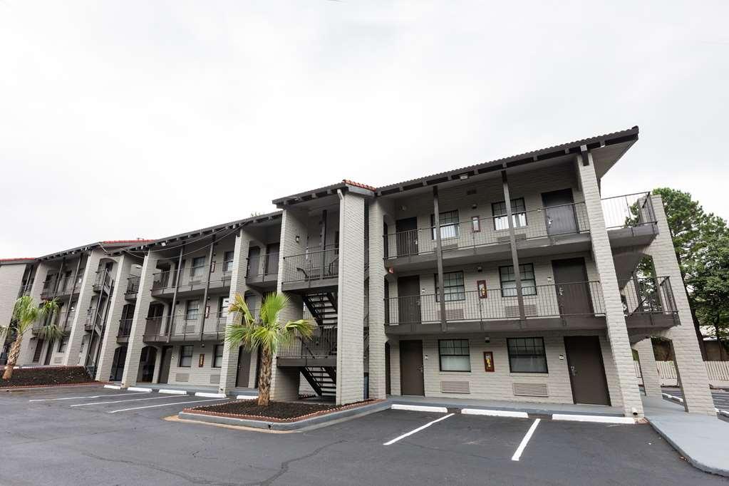 Bhagat Hotels Stone Mountain Atlanta BW Signature Collection 터커 외부 사진